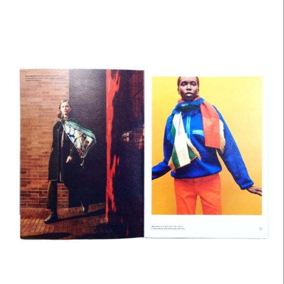 HERMES Bundle Authentic Paper Shopping Gift Bag and Fall-Winter 2022 Catalog - Picture 3 of 11